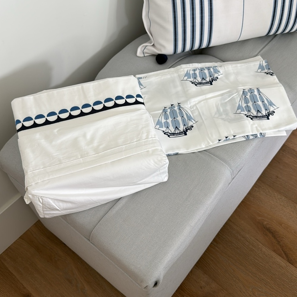 Serena & Lily TWIN Nautical White and Blue Cotton Sheets/Pillow case.